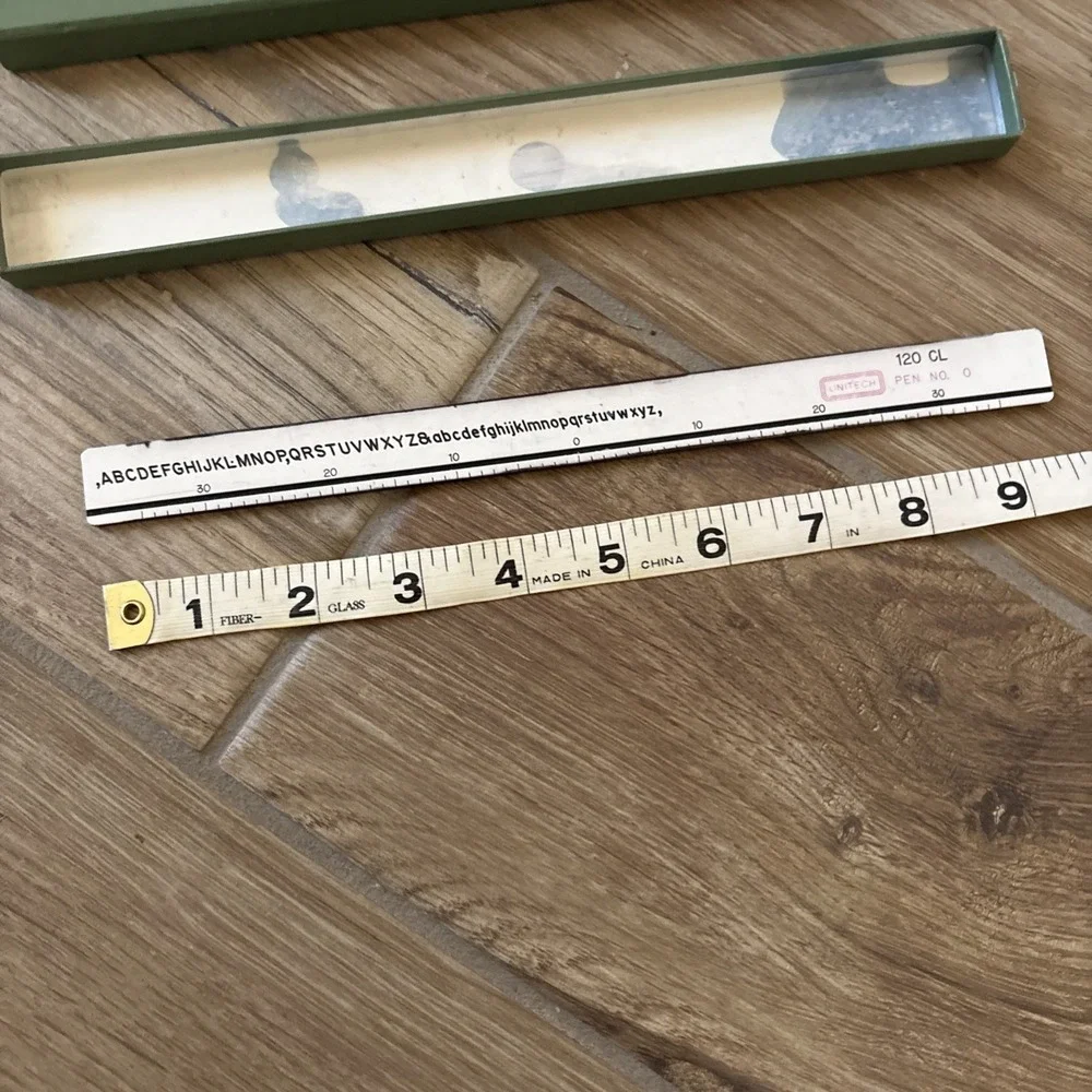 Unitech vintage lettering
